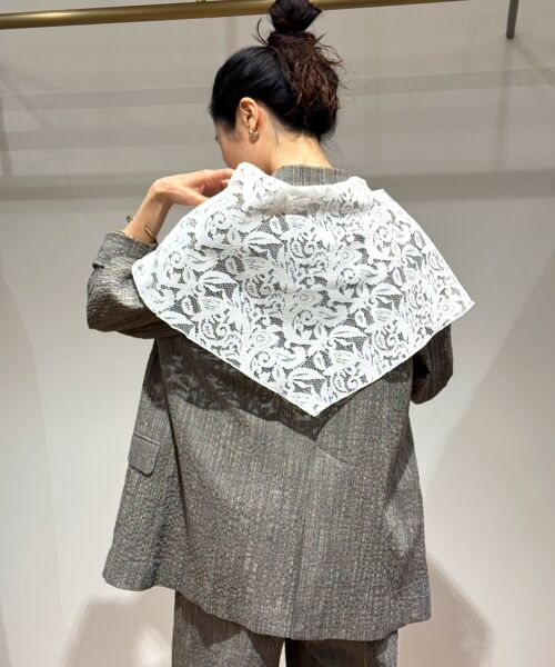 le.coeur blanc / ルクールブラン マフラー・ショール・スヌード・ストール | フラワーレース三角ストール | 詳細15
