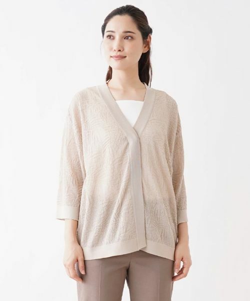 Leilian / レリアン カーディガン・ボレロ | レリーフ柄Vネック7分袖カーディガン | 詳細4