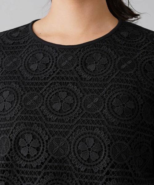 Leilian / レリアン カットソー | 幾何学調レース切替クルーネックカットソー【ROCHAS Premiere】 | 詳細7
