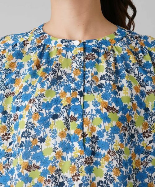 Leilian / レリアン シャツ・ブラウス | 小花柄チュニックブラウス | 詳細7