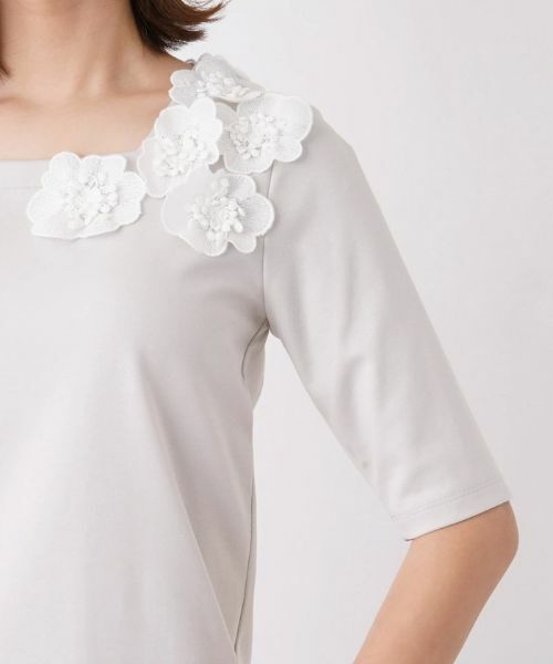 Leilian / レリアン Tシャツ | フラワーモチーフカットソー | 詳細9