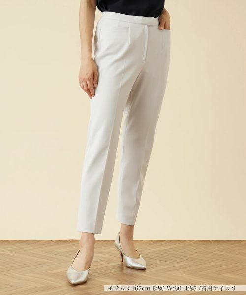 Leilian/レリアン 【店頭人気】ストレッチテーパードパンツ ライトグレー 9(M) Leilian/レリアン 【店頭人気】ストレッチテーパードパンツ ライトグレー 9(M)