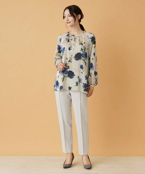 Leilian / レリアン シャツ・ブラウス | フラワー柄ヘンリーネックブラウス【ROCHAS Premiere】 | 詳細12