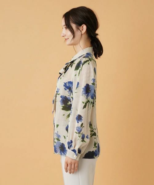 Leilian / レリアン シャツ・ブラウス | フラワー柄ボウタイ比翼ブラウス【ROCHAS Premiere】 | 詳細9