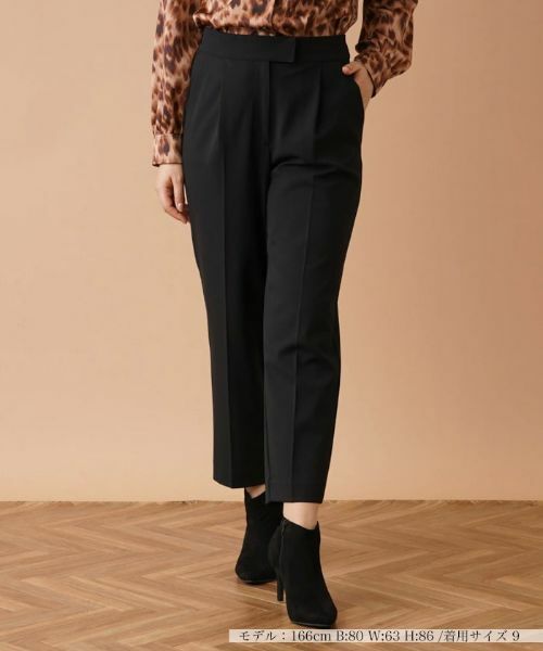 Leilian/レリアン クロップドタックパンツ【my perfect wardrobe】 ブラック 9(M) Leilian/レリアン クロップドタックパンツ【my perfect wardrobe】 ブラック 9(M)