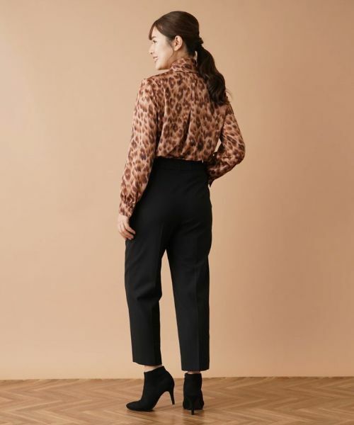 Leilian / レリアン その他パンツ | クロップドタックパンツ【my perfect wardrobe】 | 詳細17