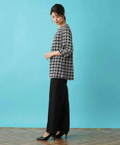 Leilian / レリアン シャツ・ブラウス | 洗える千鳥格子柄刺繍プルオーバーブラウス【パワーネット素材】 | 詳細2