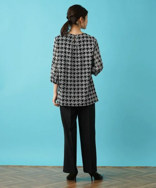 Leilian / レリアン シャツ・ブラウス | 洗える千鳥格子柄刺繍プルオーバーブラウス【パワーネット素材】 | 詳細3