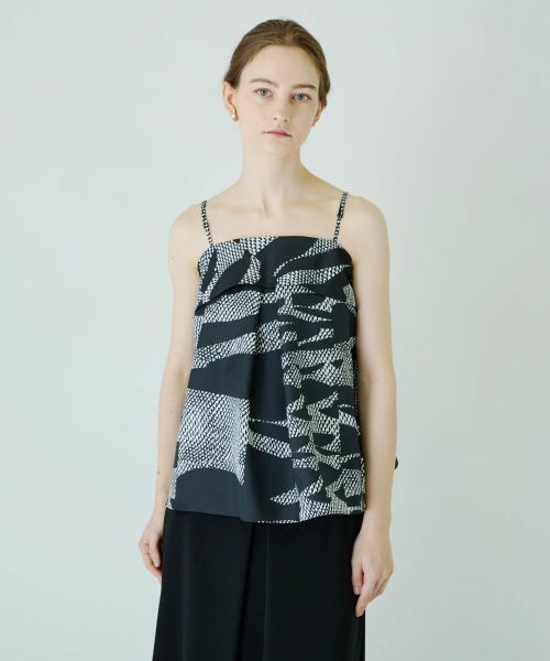 Leilian / レリアン キャミソール・チューブトップ | 抽象柄キャミソール（ブラック）