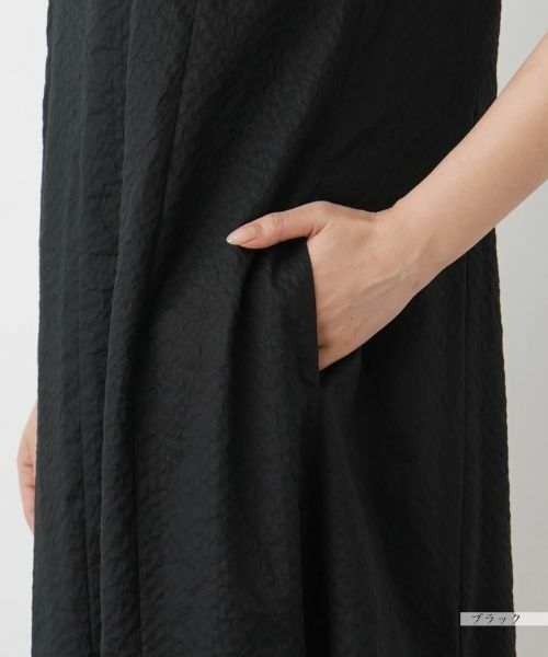 Leilian / レリアン ドレス | 洗えるVネックノースリーブロングワンピース | 詳細16