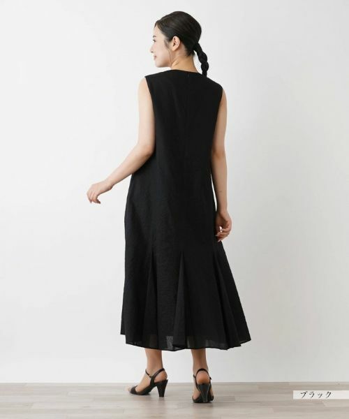 Leilian / レリアン ドレス | 洗えるVネックノースリーブロングワンピース | 詳細3