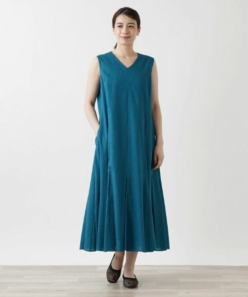Leilian / レリアン ドレス | 洗えるVネックノースリーブロングワンピース | 詳細8
