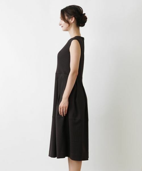 Leilian / レリアン ドレス | 幾何学模様ノースリーブワンピース | 詳細5