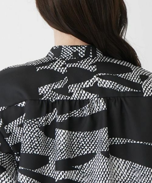 Leilian / レリアン シャツ・ブラウス | モノトーン総プリントブラウス | 詳細17