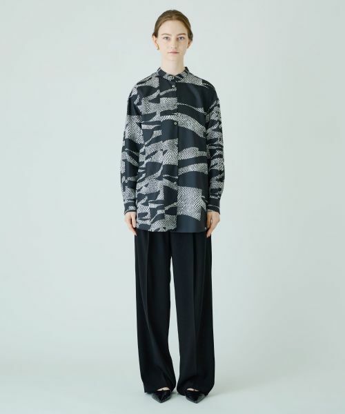 Leilian / レリアン シャツ・ブラウス | モノトーン総プリントブラウス | 詳細6