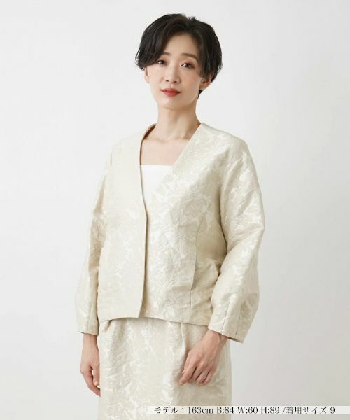 Leilian / レリアン テーラードジャケット | フラワーレースノーカラージャケット(ライトベージュ)