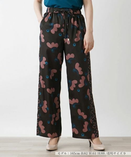 Leilian / レリアン その他パンツ | 洗えるプリントワイドパンツ(ダークブラウン系)