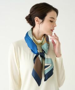 Leilian / レリアン バンダナ・スカーフ | 幾何学調植物柄スカーフ