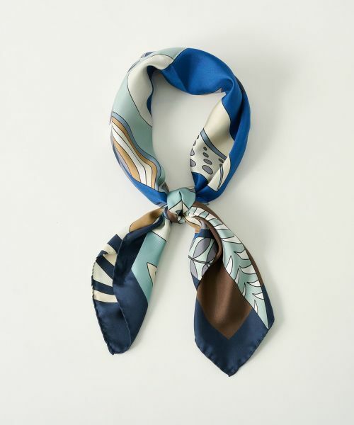 Leilian / レリアン バンダナ・スカーフ | 幾何学調植物柄スカーフ | 詳細3