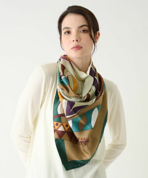 Leilian / レリアン バンダナ・スカーフ | 幾何学調植物柄スカーフ | 詳細6