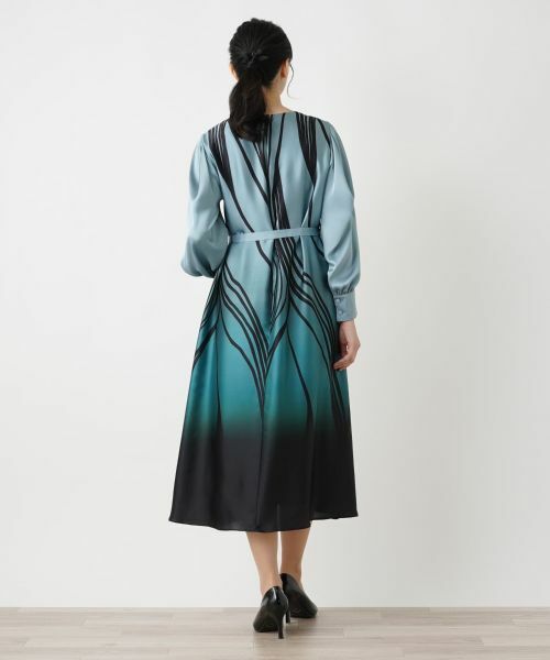 Leilian / レリアン ドレス | プリントVネックフレアワンピース | 詳細3