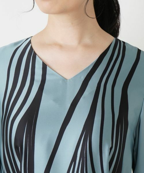 Leilian / レリアン ドレス | プリントVネックフレアワンピース | 詳細8