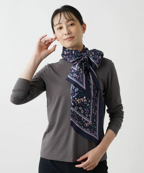 Leilian / レリアン バンダナ・スカーフ | デザインスカーフ（ネイビー）