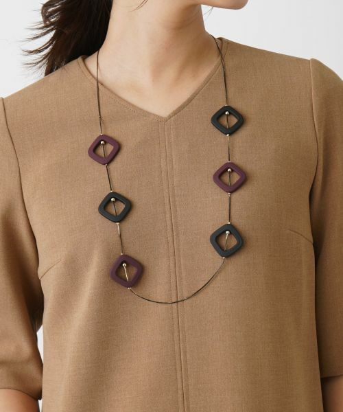 Leilian / レリアン ネックレス・ペンダント・チョーカー | チャームネックレス（ボルドー系）