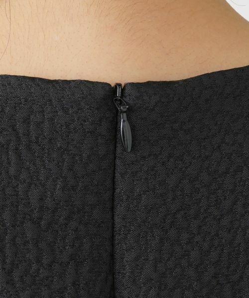 Leilian / レリアン ドレス | クルーネックワンピース【Leilian WHITE LABEL】 | 詳細4