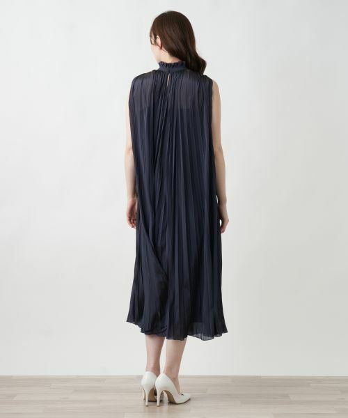 Leilian / レリアン ドレス | 【店舗人気】プリーツノースリーブワンピース | 詳細3