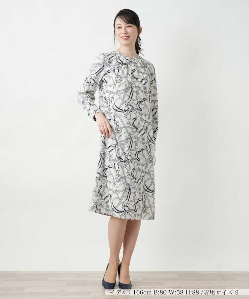 【美品】Leilianレリアン 2023 ストライプワンピース 青×白近年モデル 美品】Leilianレリアン 2023 ストライプワンピース 青×白近年