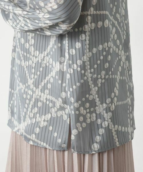 Leilian / レリアン シャツ・ブラウス | プリントタックブラウス | 詳細14