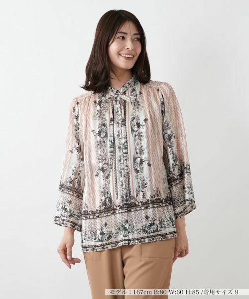 Leilian / レリアン シャツ・ブラウス | 【店舗人気】プリントボウタイブラウス(ベージュ)