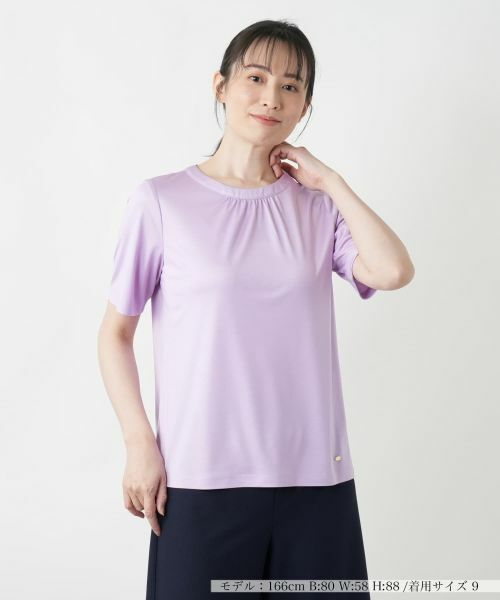 送料無料の商品 シルククルーネックカットソー （カットソー）｜Leilian カットソー(長袖/七分)