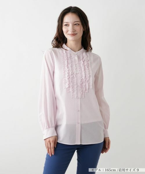 Leilian / レリアン シャツ・ブラウス | フリルストライプブラウス(ピンク)