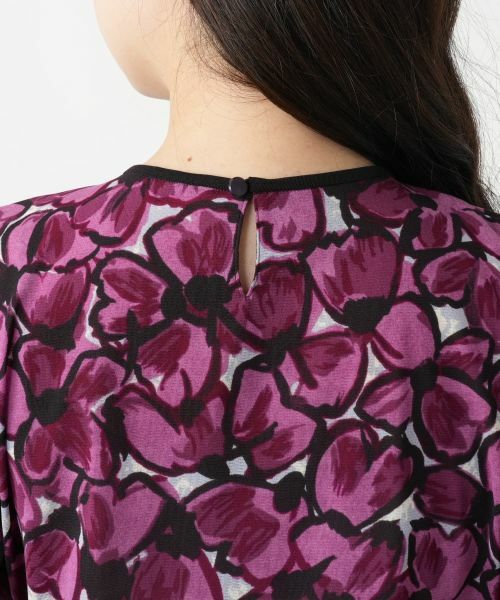 Leilian / レリアン シャツ・ブラウス | フラワー柄クルーネックブラウス | 詳細11