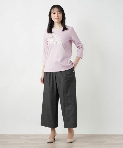 Leilian / レリアン Tシャツ | 刺繍クルーネックTシャツ | 詳細1