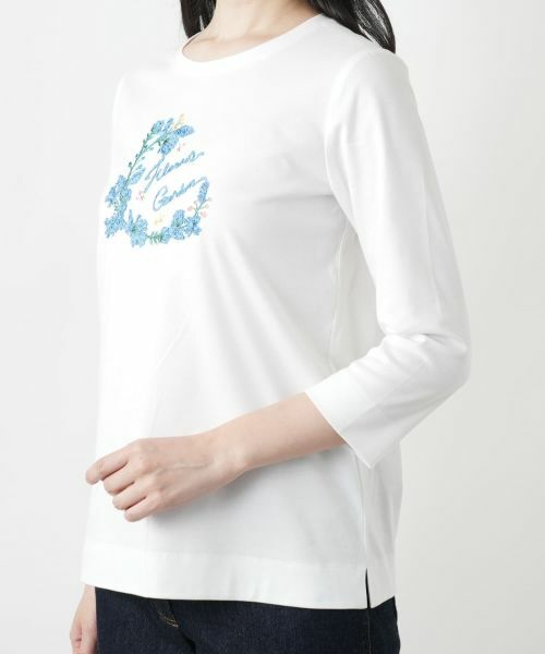 Leilian / レリアン Tシャツ | 刺繍クルーネックTシャツ | 詳細13