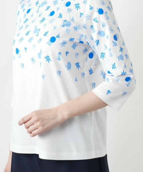 Leilian / レリアン Tシャツ | プリントクルーネックTシャツ | 詳細9