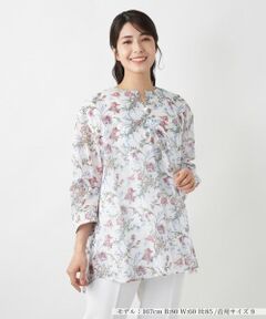 Leilian / レリアン シャツ・ブラウス | フラワー柄キーネックブラウス