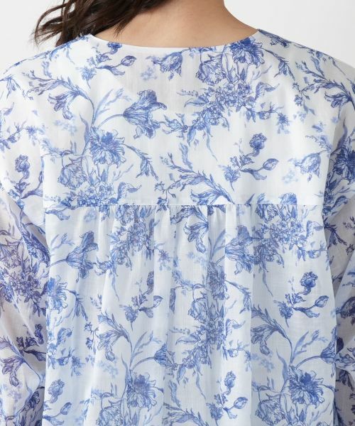 Leilian / レリアン シャツ・ブラウス | フラワー柄キーネックブラウス | 詳細11