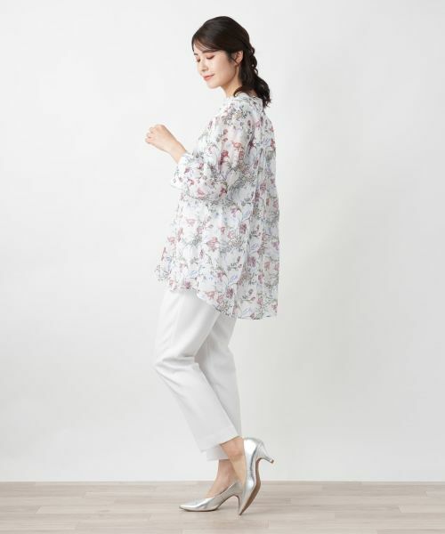 Leilian / レリアン シャツ・ブラウス | フラワー柄キーネックブラウス | 詳細2