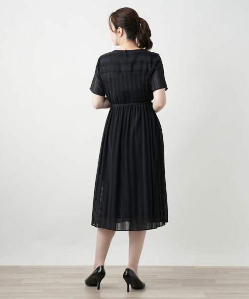 Leilian / レリアン ドレス | プリーツ切替ワンピース | 詳細16