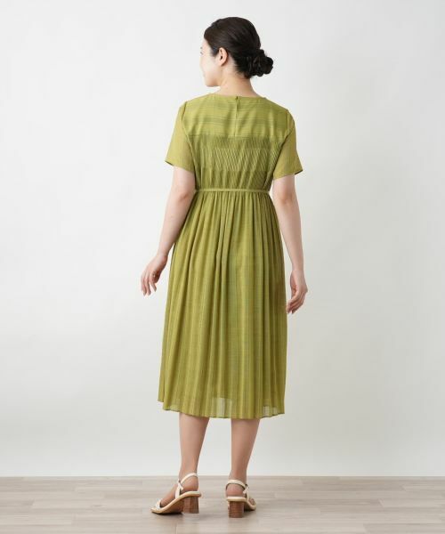 Leilian / レリアン ドレス | プリーツ切替ワンピース | 詳細3