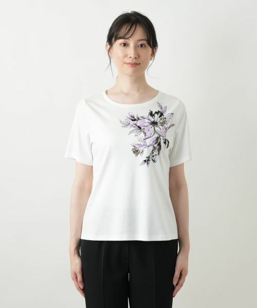 Leilian / レリアン Tシャツ | 花柄クルーネックカットソー | 詳細4