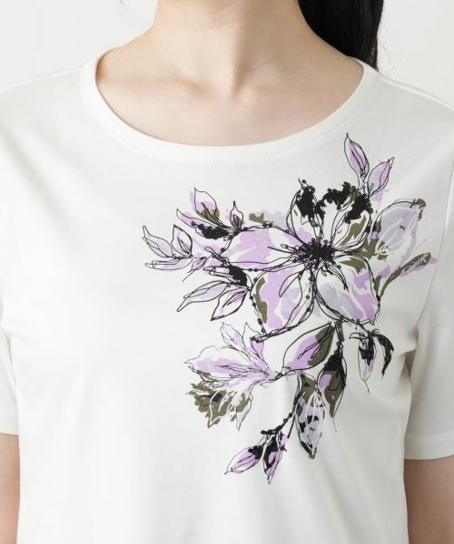 Leilian / レリアン Tシャツ | 花柄クルーネックカットソー | 詳細7