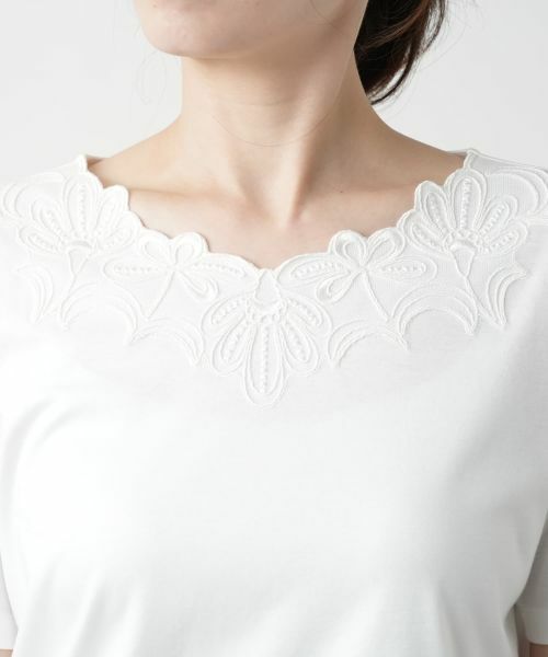 Leilian / レリアン カットソー | フラワー刺繍Tシャツ【Leilian WHITE LABEL】 | 詳細10