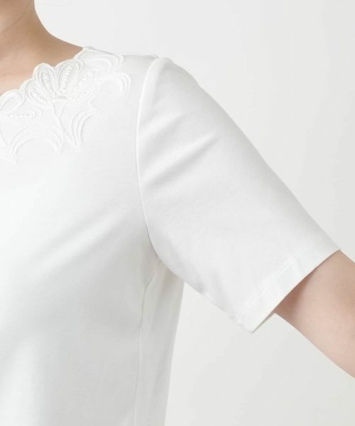 Leilian / レリアン カットソー | フラワー刺繍Tシャツ【Leilian WHITE LABEL】 | 詳細12
