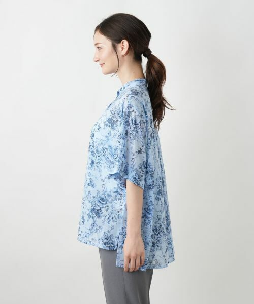 未使用級❤️レリアン 現行タグ ブラウス 花柄 グリーン 7分袖