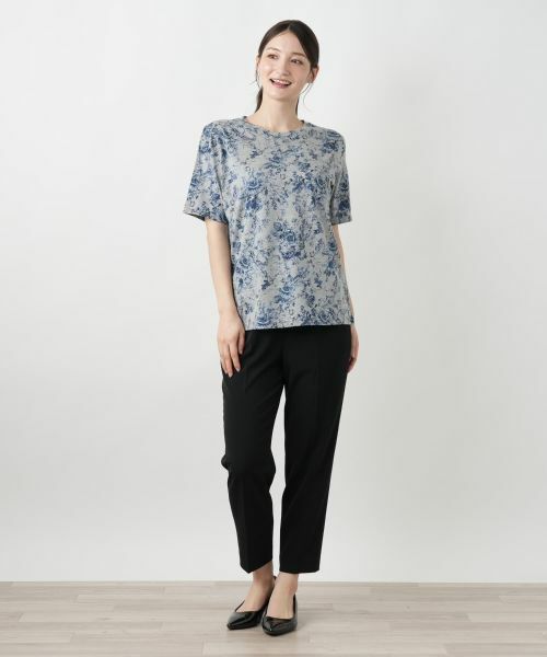 【新品】定価29,700円　レリアン　フラワープリント半袖Tシャツ　花束　9号 新品】定価29,700円 レリアン フラワープリント半袖Tシャツ 花束